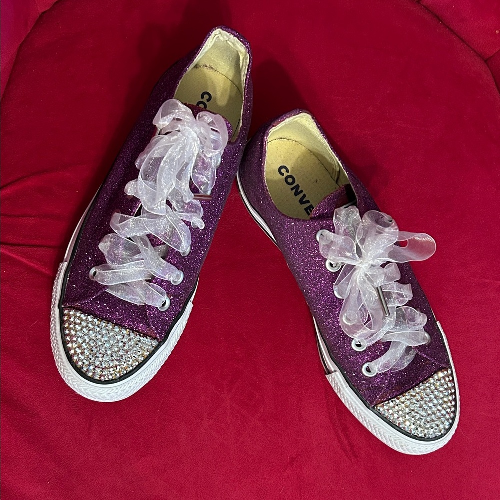 Converse Women's Sparkly Purple Sneakers